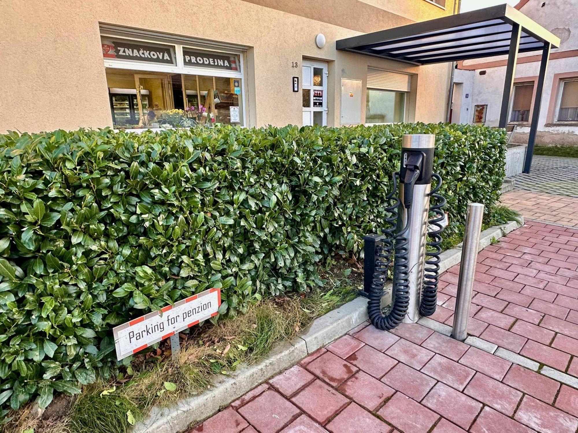Penzion Piller Chvalín Exteriör bild